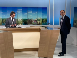 France3.jpg