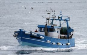 Photographie d'un bateau de pêche